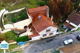 Maison familiale avec jardin et piscine, proche centre ville et toutes commodités. Val D Oise Polemique Apres L Emission De M6 Stephane Plaza Critique Une Maison A Vendre Dans La Commune D Haute Isle La Gazette Du Val D Oise