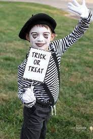 How To Make A Mime Costume For Halloween Mime Costume Mime Halloween Costume Halloween Costumes For Kids
