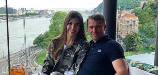 Его за 18 млн евро купил английский. Sergej Rebrov Zhena Anna Rasskazala O Lichnoj Zhizni Eks Trenera Dinamo