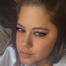 What time do shows usually happen