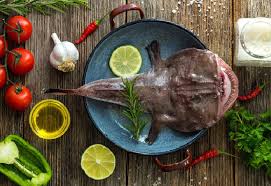 When the water is boiling, add the coarse salt, bay leaves, pepper corns then reduce the heat to a simmer. The 12 Best Monkfish Substitutes In Cooking Cuisinevault