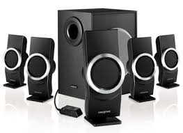 Membahas dunia komputer, pasti sering kita dengar istilah peripheral, tahukah kalian pengertian peripheral?. Pengertian Output Device Beserta Fungsi Dan Contohnya Lengkap