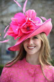 It wouldn't be the derby without the hats. What To Wear To The Kentucky Derby 2021 Kentucky Derby Oaks April 30 And May 1 2021