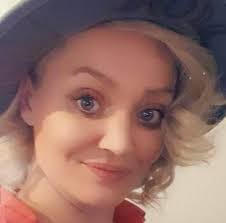 Tanisha Curtis's Instagram, Twitter & Facebook