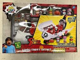 The channel stars a young anthropomorphic panda named combo panda who primarily uploads let's play videos. Ryans World Combo Panda Flugzeug Ebay