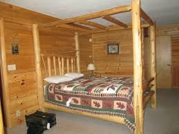 For the most part based. Bear S Den Master Bedroom Picture Of Sleeping Bear Resort Lake Ann Tripadvisor