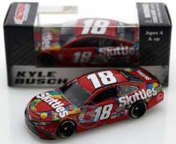 You'll find local stock car race cars, nascar championship race cars, rander cars and pace car editions. Https Lh3 Googleusercontent Com Proxy Vpvi8yqsccpomvjdggl7epglvst14qiijwh Gb2fpgymgrgdqdeg6xef5z8y9vqtrlmyqn6 Nascar Diecast Cars Nascar Diecast Diecast Cars