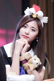 #twice #bts #taehyung #tzuyu #taetzu #korea #forever. Pin Oleh ä¹¾å¤ æ–¹ Di Tzuyu The Princess Selebritas Gadis Cantik Gambar
