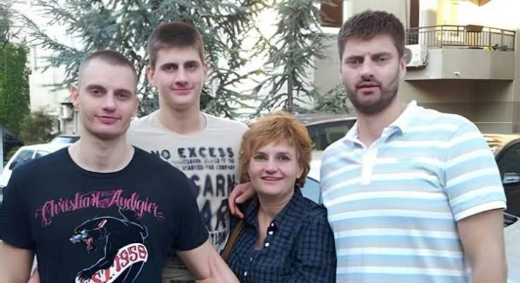 Who are Nikola Jokic's parents, Nikolina and Branislav Jokic?