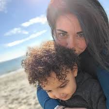 Rachel Hecker (@WhatTheHeck_er)