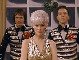 After going viral last week when younger schitt's creek fans realized that o'hara was the same actress who played the mom in the hit movie series, the actress got back into her old. Another Favorite Beetlejuice Actress Catherine O Hara In The Early 80 S On Sctv Oldschoolcool