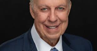 Reaves withdraws from city council race