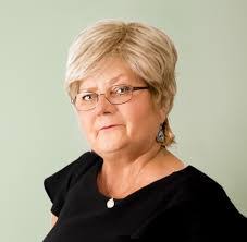 Roger Estes's Instagram, Twitter & Facebook