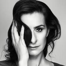 Tamara Warren (@tamaratam)