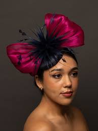 NAOMI: Timeless Derby Fascinator for Kentucky Derby Style