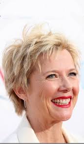 The first thing you should keep in mind is that you shouldn't be striving for every precious inch of your length. 80 Short Hairstyles For Women Over 50 To Look Elegant