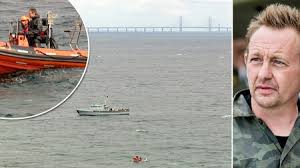 A russian artist defends her marriage to peter madsen, jailed for murdering journalist kim wall. Peter Madsens Ubat Undersoks Av Polisen Uppe Pa Land