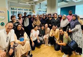 🎉 Happy 100th Birthday to our Centenarian, Mdm Agatha! 🎉 Mdm Agatha marks  a double milestone — her 100th birthday and 10 wonderful years with our Day  Care Centre at Dakota Crescent!