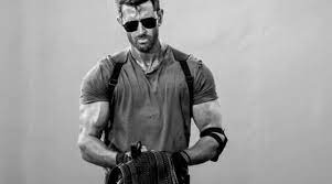 The film stars hrithik roshan and tiger shroff in the lead roles while vaani kapoor, ashutosh rana, anupriya goenka and soni razdan play supporting roles. Hrithik Roshan On War Success Action Films And I Are A Match Made In Heaven Entertainment News The Indian Express