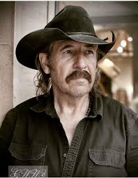 Has anyone taken any shots inside the Ciudad Plaza lobby?