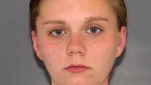 Police: Woman wounds 2 in attempt to steal purse outside store