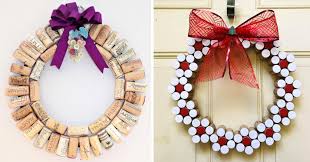 Si vous ne souhaitez pas jeter vos bouchons en liège, vous pouvez les conserver chez vous, dans le but d'en faire de jolies petites choses diy. Couronnes De Noel Diy 9 Idees Recup Avec Des Bouchons En Liege