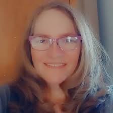 Tracey Fraley's Instagram, Twitter & Facebook