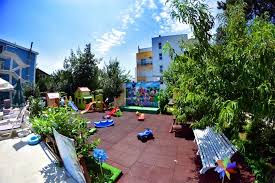Hotelul apollo 3* pune la dispozitia turistilor: Hotel Apollo Ovicris Eforie Nord Contact Direct