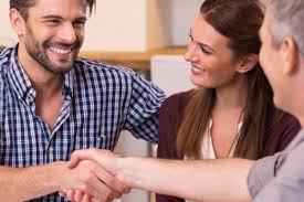 Перевод слова customer, американское и британское произношение, транскрипция, словосочетания, однокоренные слова, примеры использования. Hati Hati 7 Tipe Customer Bersikap Melebihi Raja Ini Bikin Emosi