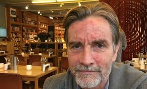 En oppsetning som ikke tålte sin egen smerte