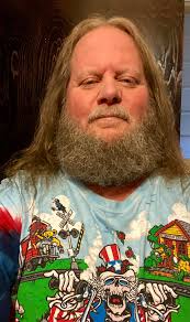 Old hippie struggling in modern world