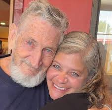 Farmhouse-style toilet paper holder ideas