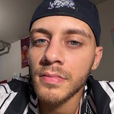 Devon “Kane” Woods (@devonkanewoods) • Instagram photos and videos