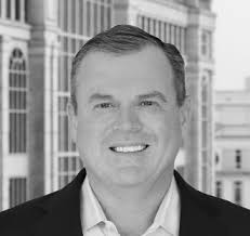 Robert Mcaleer's Instagram, Twitter & Facebook