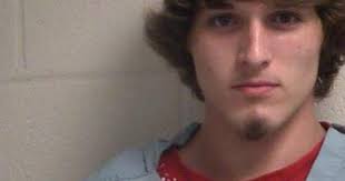 Abbeville man faces charge after vehicle break-in