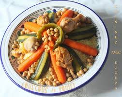 Couscous Poulet Facile Et Legumes Frais Avec Images Couscous Poulet Recettes Couscous Recette Couscous Poulet