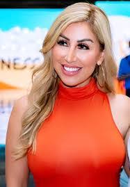 Lala Johnson's Instagram, Twitter & Facebook