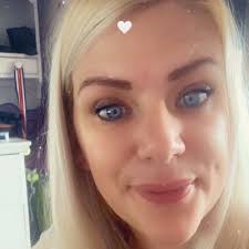 Claire Atkinson (@ClaireDavison5)