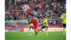 En direct Football. Le DFCO doit gagner pour monter en Ligue 2