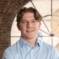 300+ perfiles de «Guilfoyle»