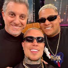 FÉ EM DEUS E NAS CRIANÇAS DA FAVELA 🙏🏻🇧🇷 📸 : @apocalypseseven