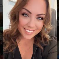 80+ “Erin Hartman” โพรไฟล์