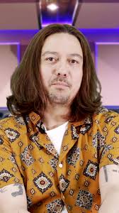 Apa yang Emmet Buat di Kanada?