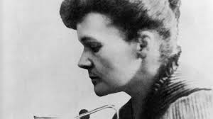 Marie curie geborene sklodowska wurde heute vor 154 jahren, am 7. Marie Curie Im Google Doodle Suddeutsche De Medien Sz De