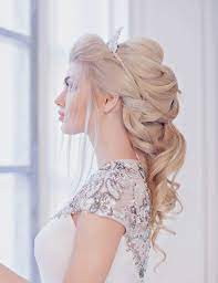 21 Eye Catching Wedding Hairstyles Modwedding Wedding Hairstyles With Crown Hair Styles Wedding Hairstyles