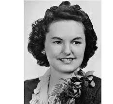 Carol Gillespie's Instagram, Twitter & Facebook