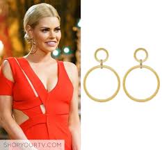 Season three is the third season of monk and began airing on june 18, 2004 on usa network. Sophie Monk Fashion Clothes Style And Wardrobe Worn On Tv Shows Page 2 Of 3 Shop Your Tv
