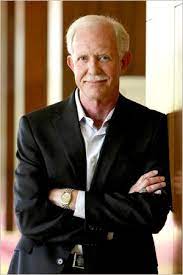 Kahraman pilot chesley burnet 'sully' sullenberger fotoğrafları. Sully Sullenberger Grace Under Pressure And Faith In Action Historical People Inspirational People Sully