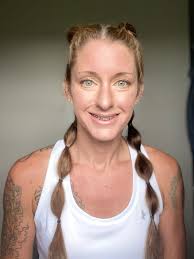 Recommendation for hairstylist at Twisted Scissors