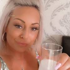 I've just made my centre piece's 🥰 Not sure if to put the table numbers in  the middle of them or a candle (battery operated)